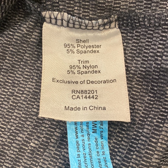 Mondetta cowl neck long sleeve drawstring hi lo kangaroo pocket top workout - Picture 9 of 9